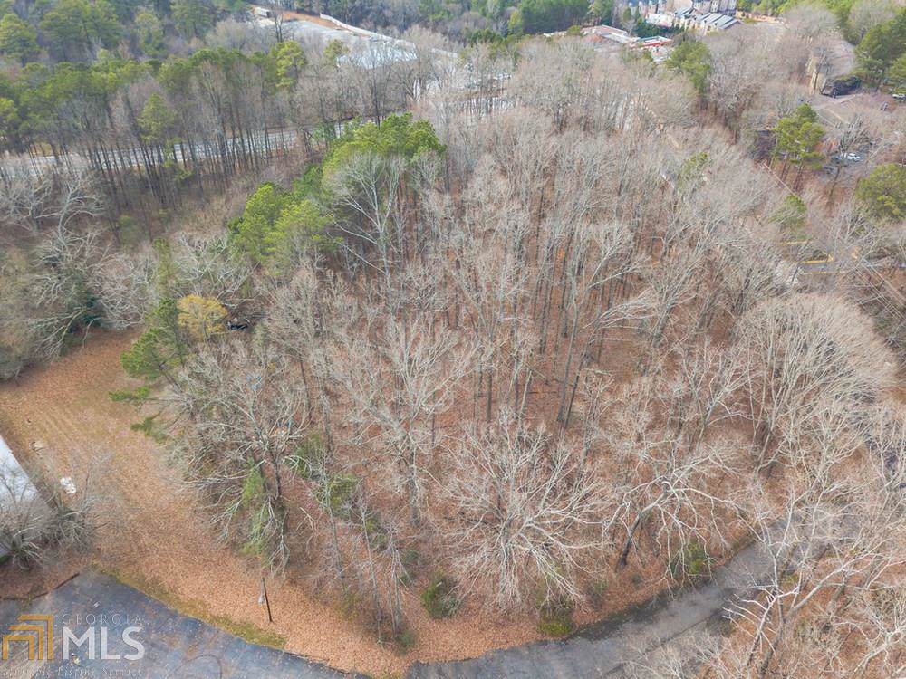5646 Covington Highway - Photo 1