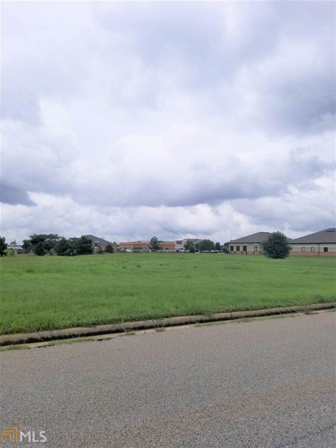 114 Tommy Stalnaker Dr - Photo 1