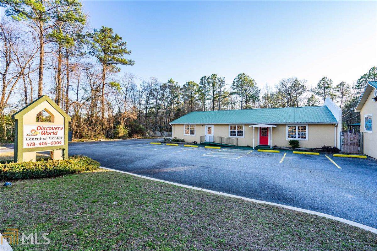 5494 Forsyth Rd - Photo 1
