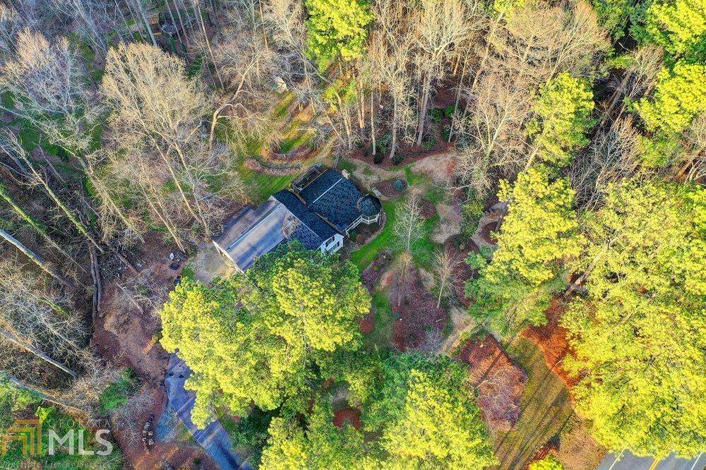 1284 Rock Springs Rd - Photo 1
