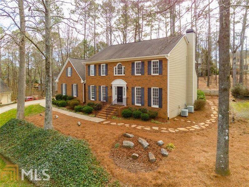 6185 Pin Oak Ln - Photo 1