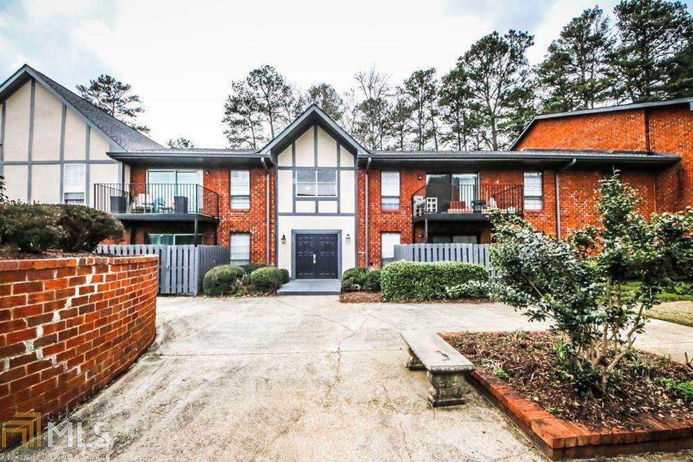 6851 Roswell Rd - Photo 1