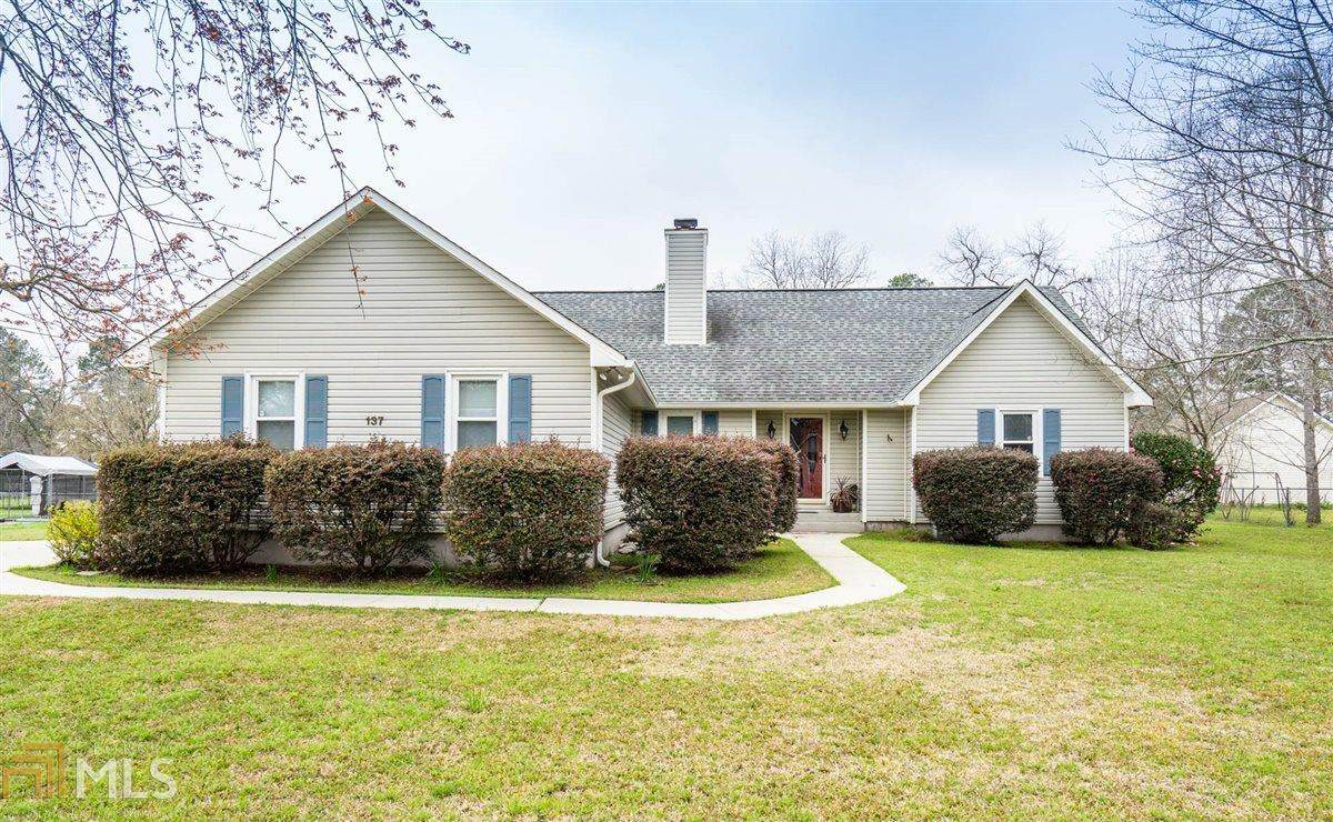 137 Stonefield Cir - Photo 1