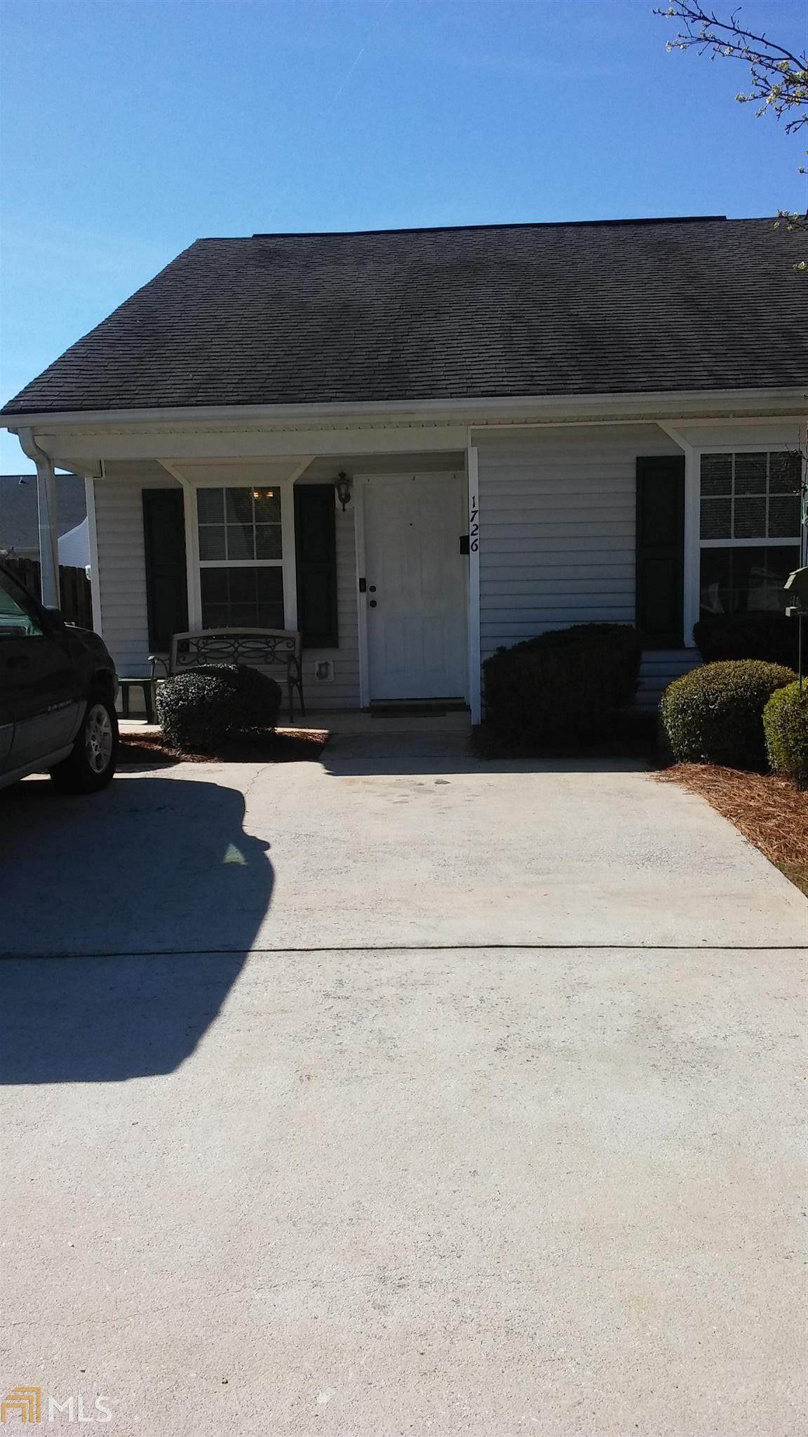 1726 Summerwoods Ln - Photo 1