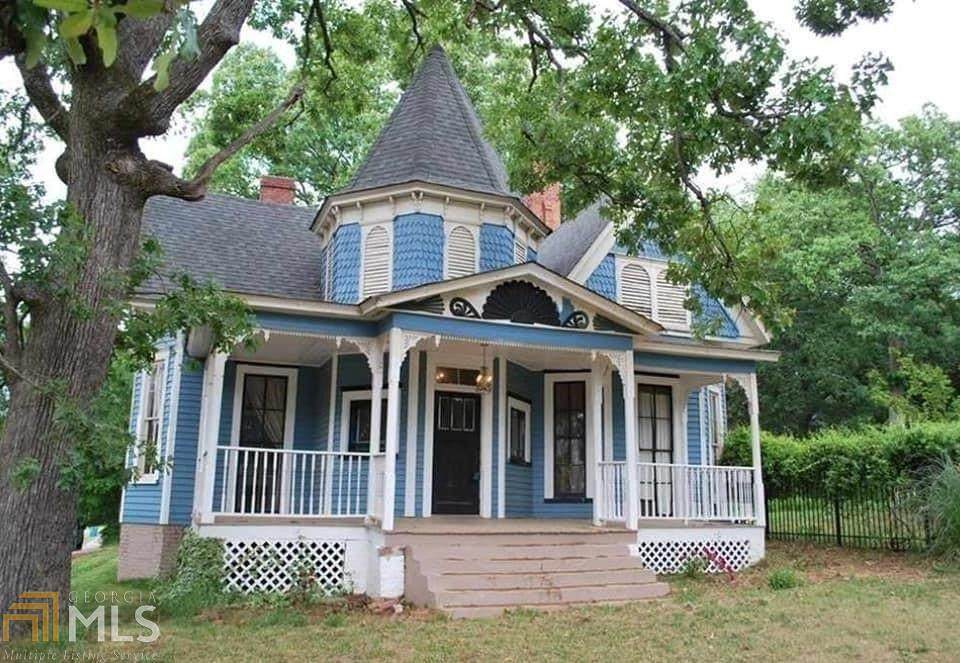 391 Spring St - Photo 1