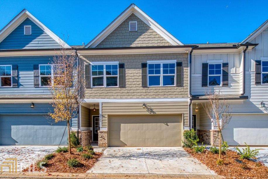 1371 Heights Park Dr - Photo 1