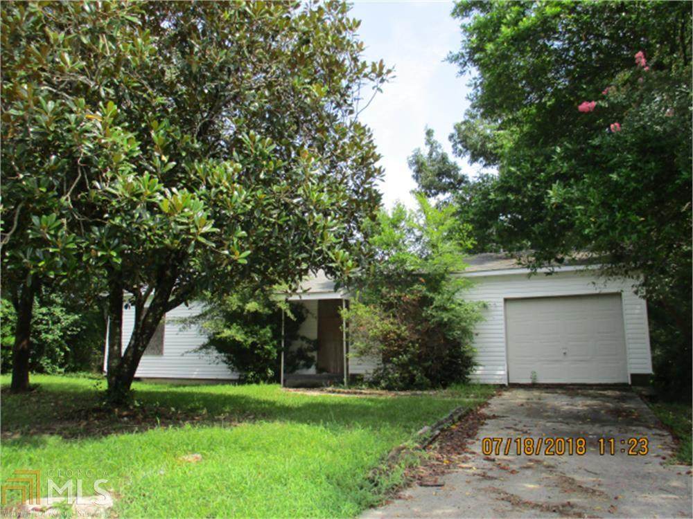 2759 Village Green - Photo 1