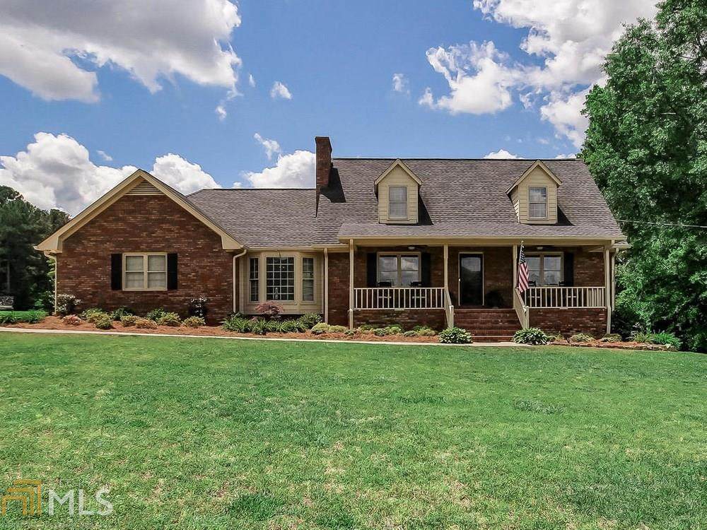 2784 Old Thompson Mill Rd - Photo 1