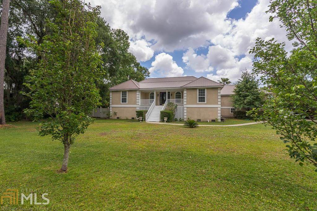 203 Stillwater Dr - Photo 1