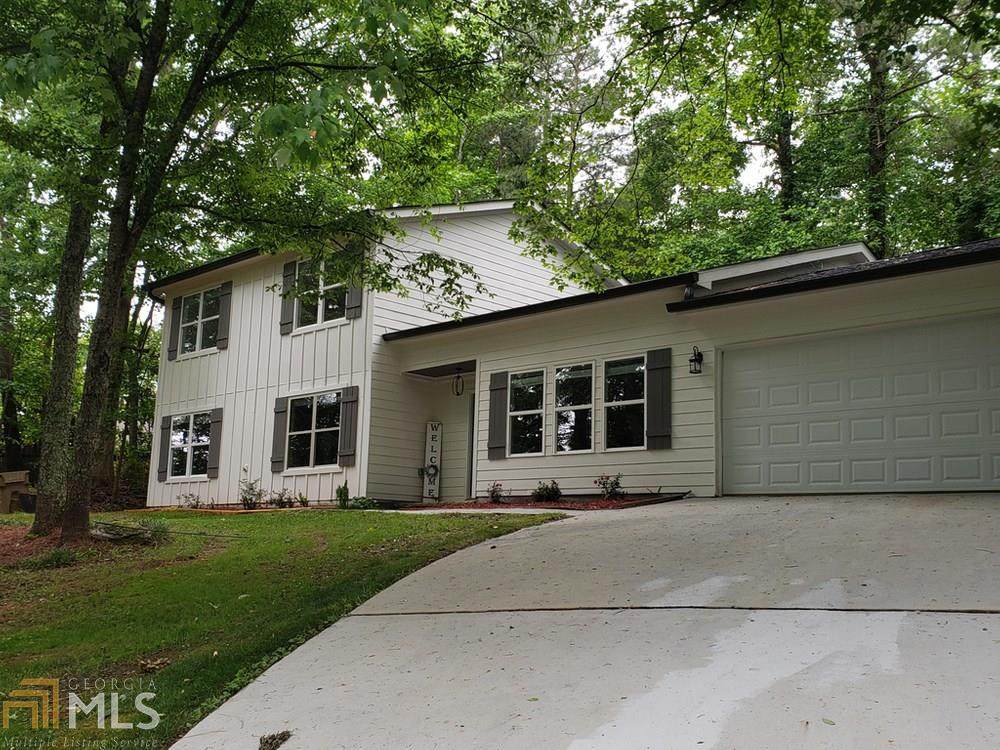 1820 Saddleridge Dr - Photo 1