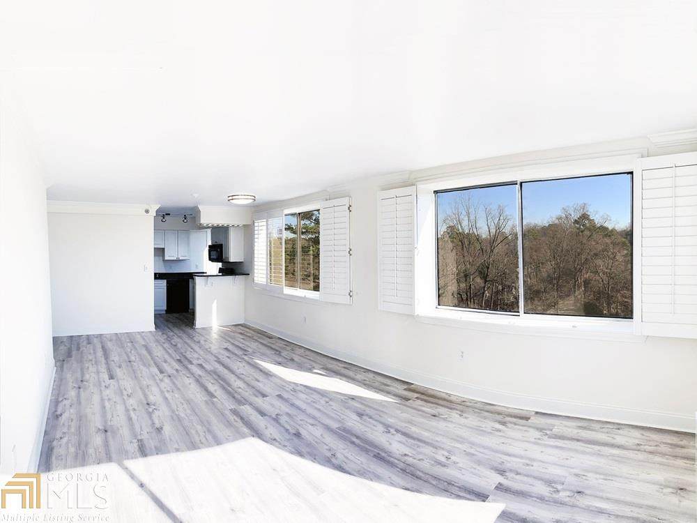 2479 Peachtree Road Ne - Photo 1