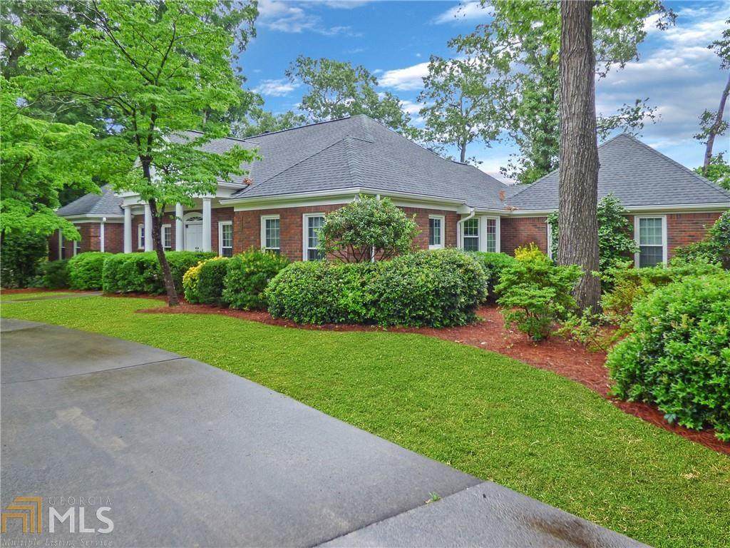 420 Oakmont Cir - Photo 1