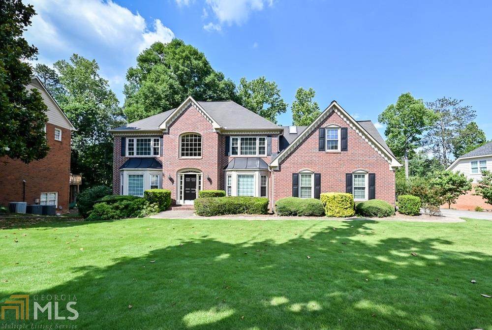 1607 Exeter Ct - Photo 1