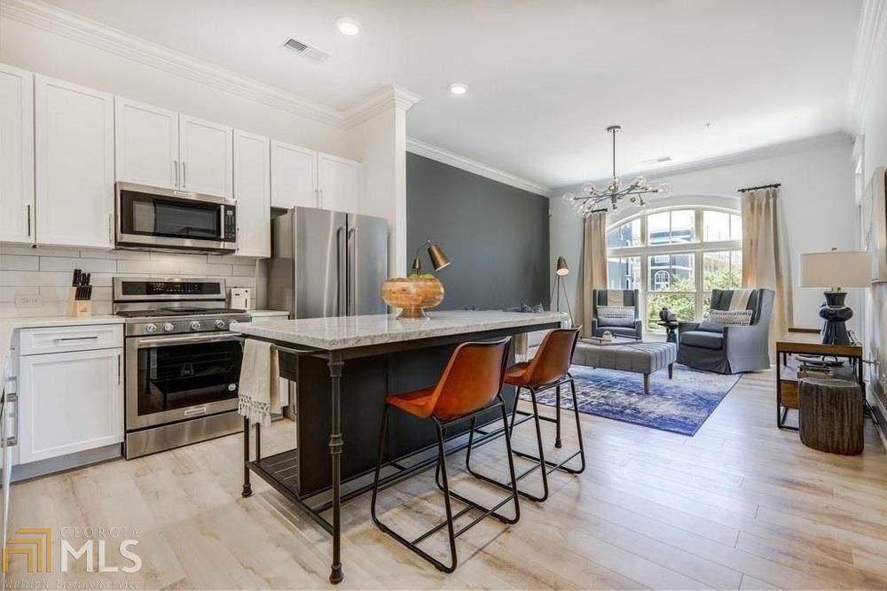 625 Piedmont Ave - Photo 1