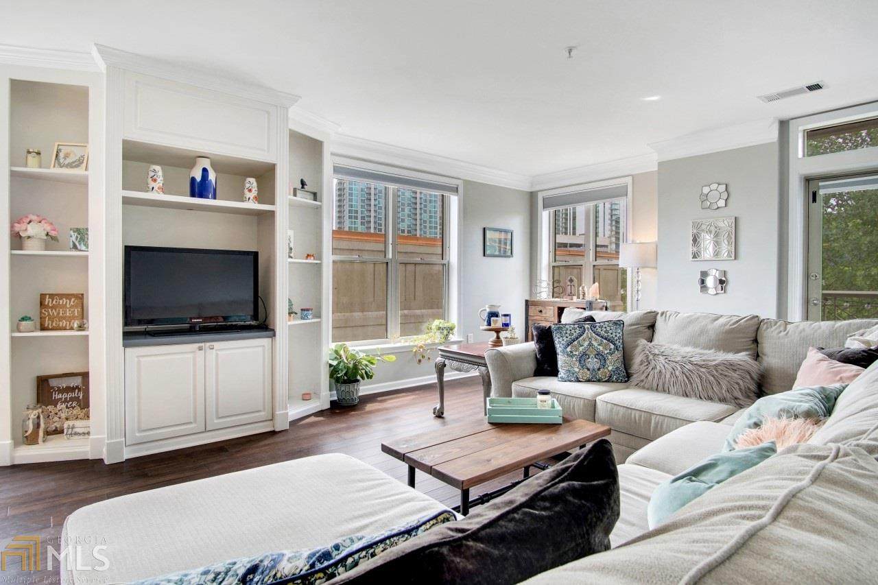 3334 Peachtree Rd - Photo 1