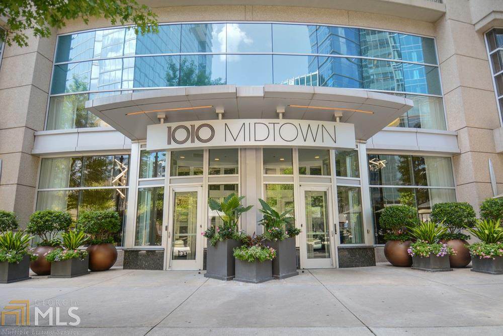 1080 Peachtree St - Photo 1