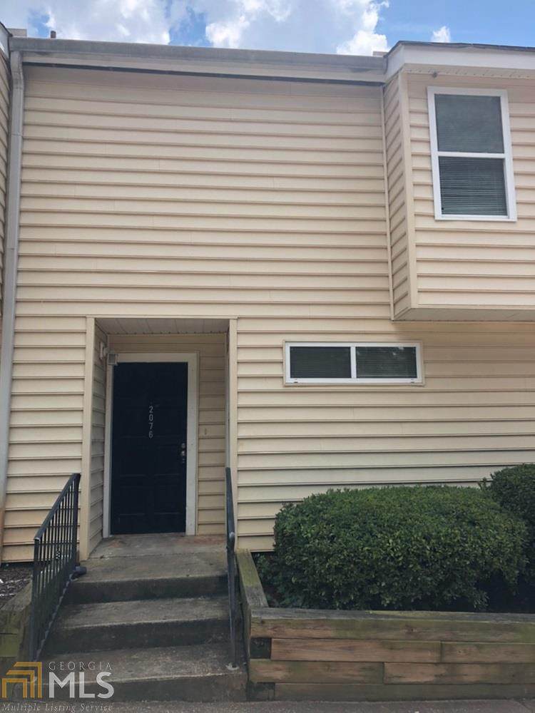 2076 Oak Park Ln - Photo 1