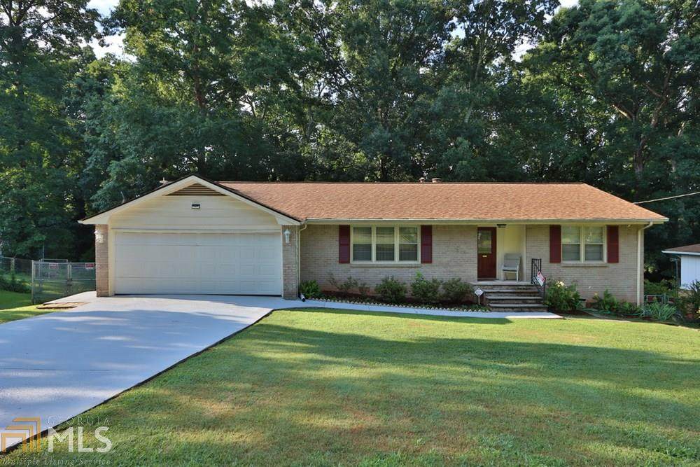2906 Castle Dr - Photo 1