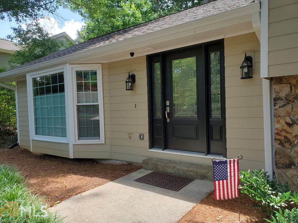 3176 Greenfield Dr - Photo 1