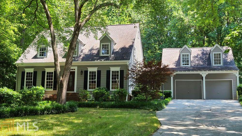 2972 Moorings Pkwy - Photo 1
