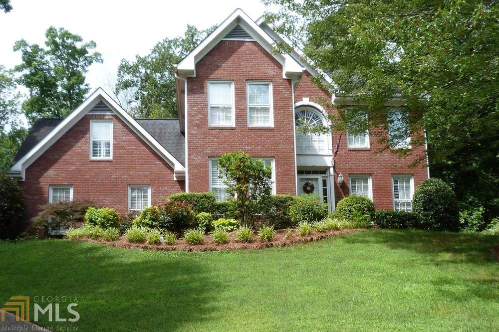 2240 Woodland Hills Dr - Photo 1