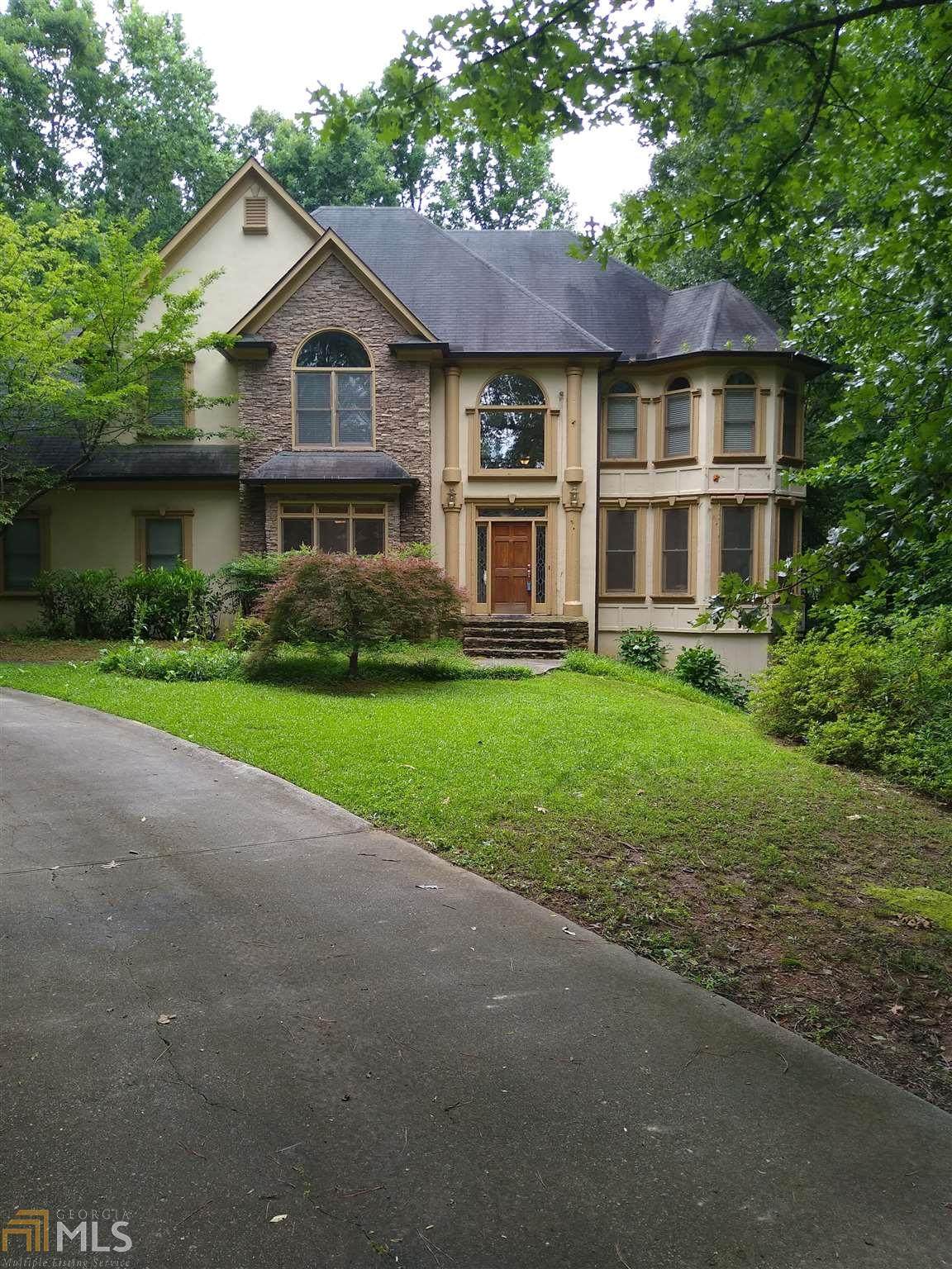 2995 Hearthstone Dr - Photo 1