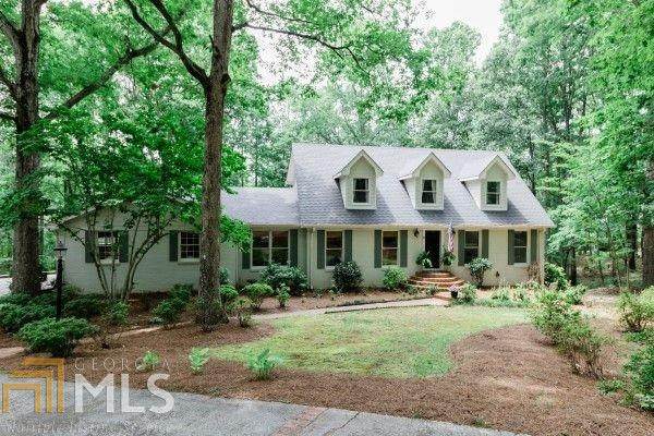 11 Oak Hill Dr - Photo 1