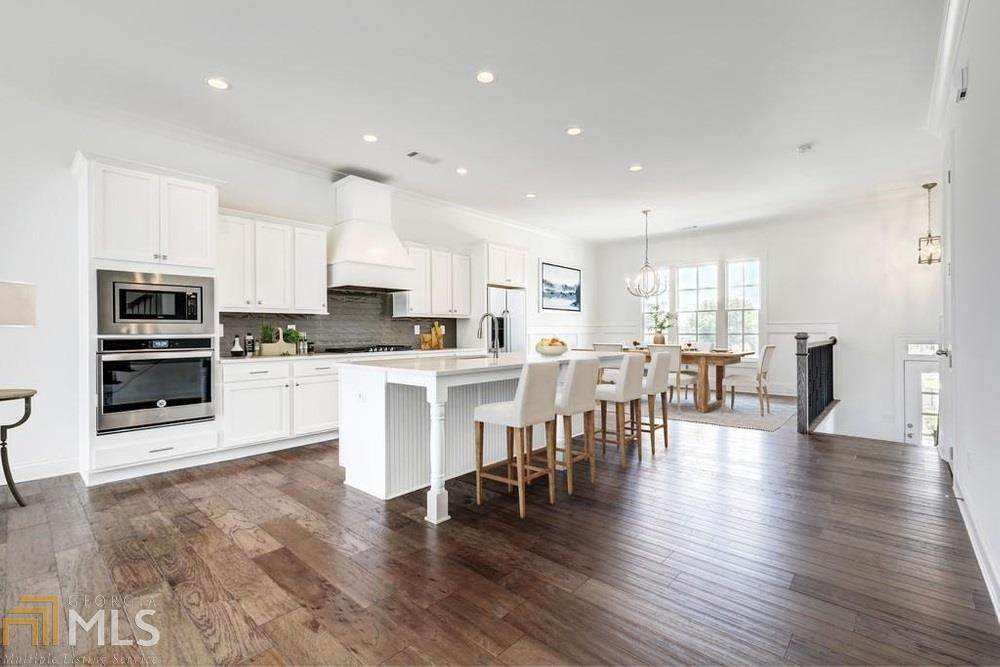 1910 Skyfall Cir - Photo 1