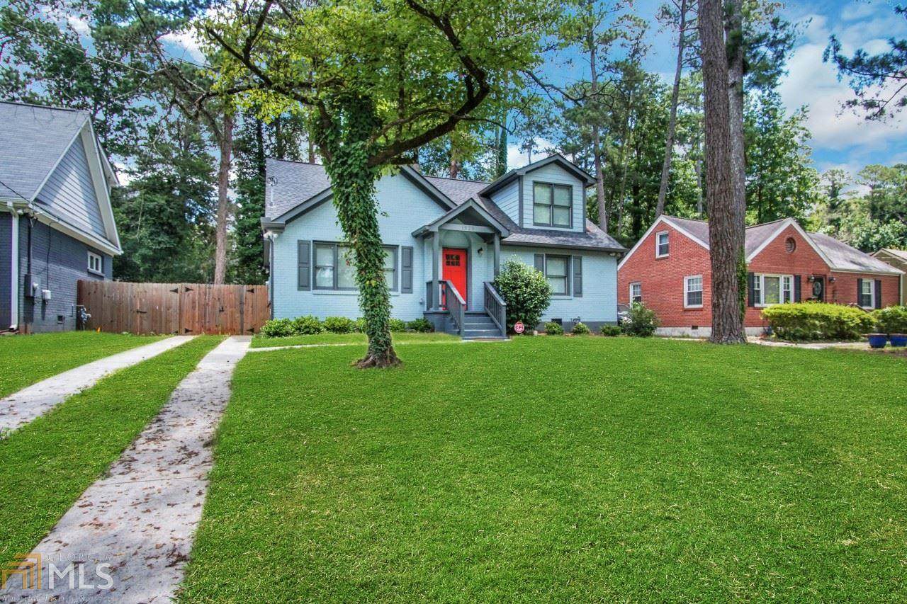 1525 Deerwood Dr - Photo 1