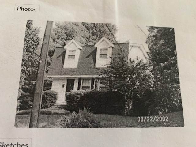239 Doyle St - Photo 1