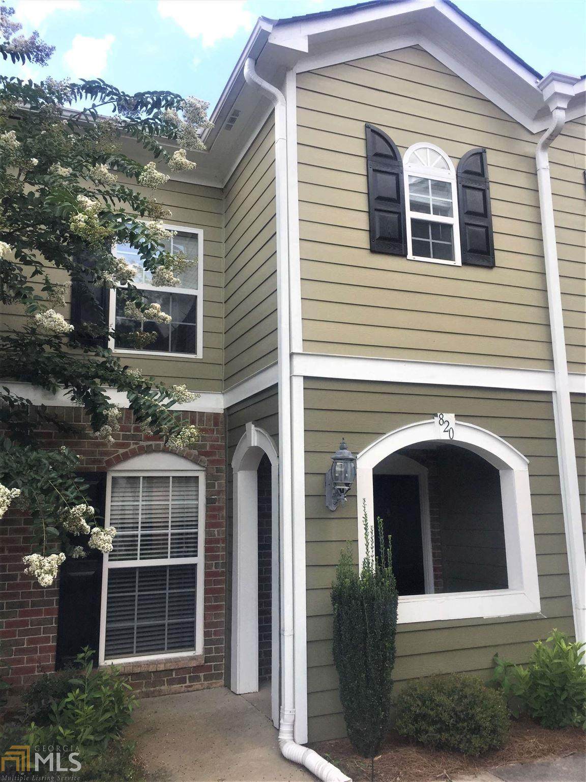 820 Summer Pl - Photo 1