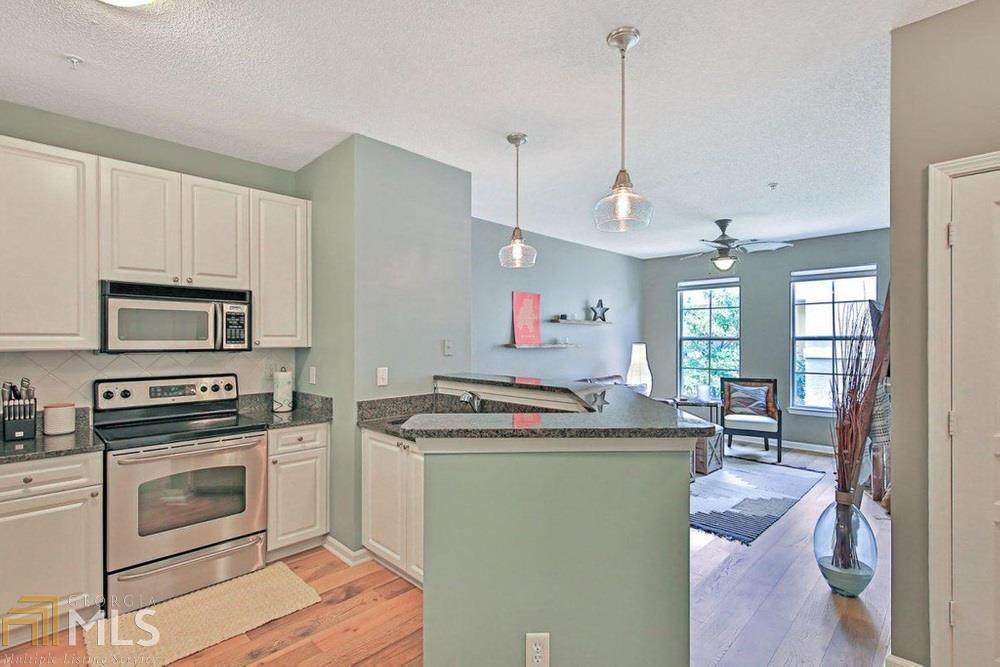 10 Perimeter Summit Blvd - Photo 1