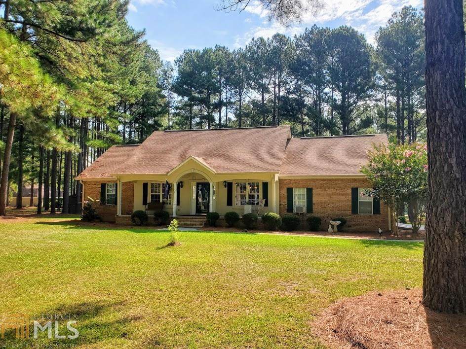 2301 Stoneybrook Ct - Photo 1