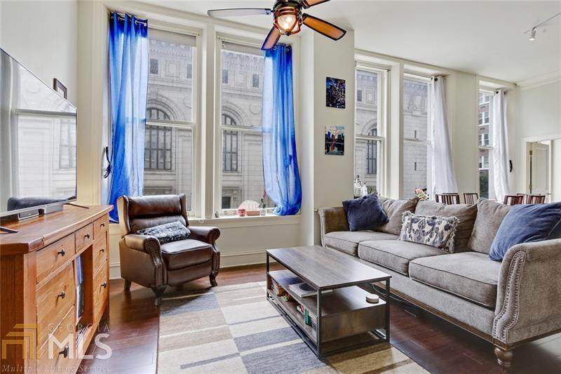 57 Forsyth St - Photo 1