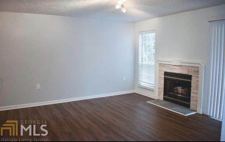 636 Granville Ct - Photo 1