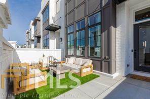 6670 Avis Walk - Photo 1