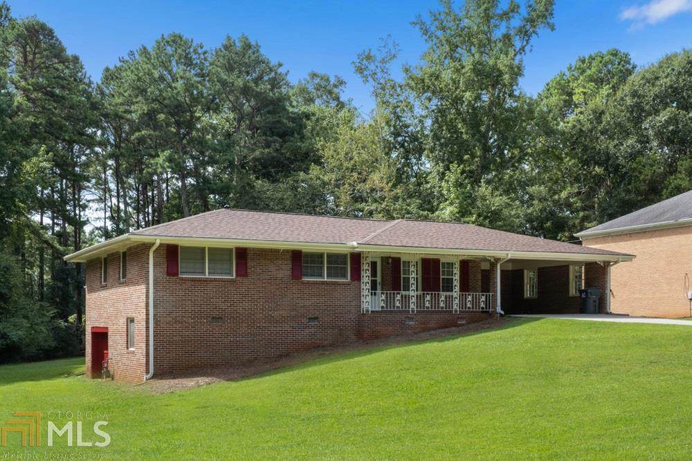 3002 Cardinal Lake Dr - Photo 1
