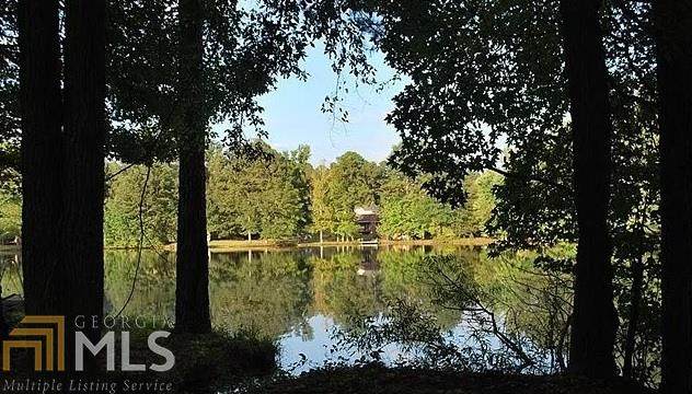 105 Oakcrest Dr - Photo 1