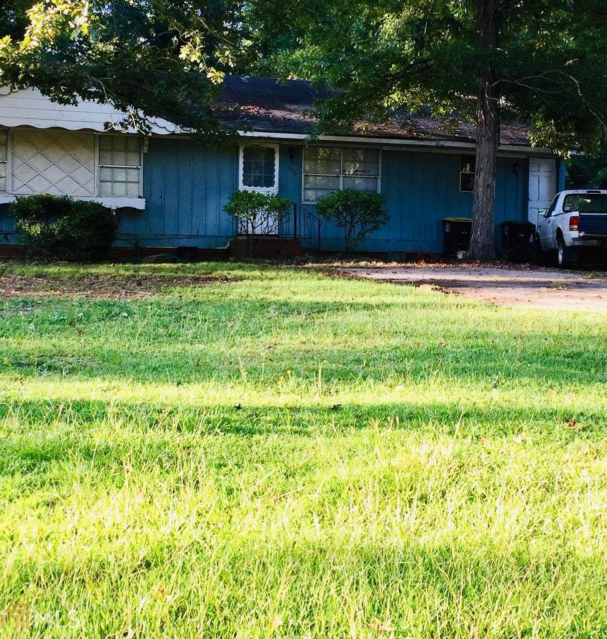 205 Paris St - Photo 1