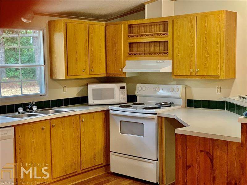 202 Apple Ln - Photo 1