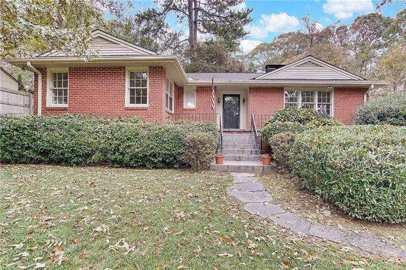 481 Collier Rd - Photo 1