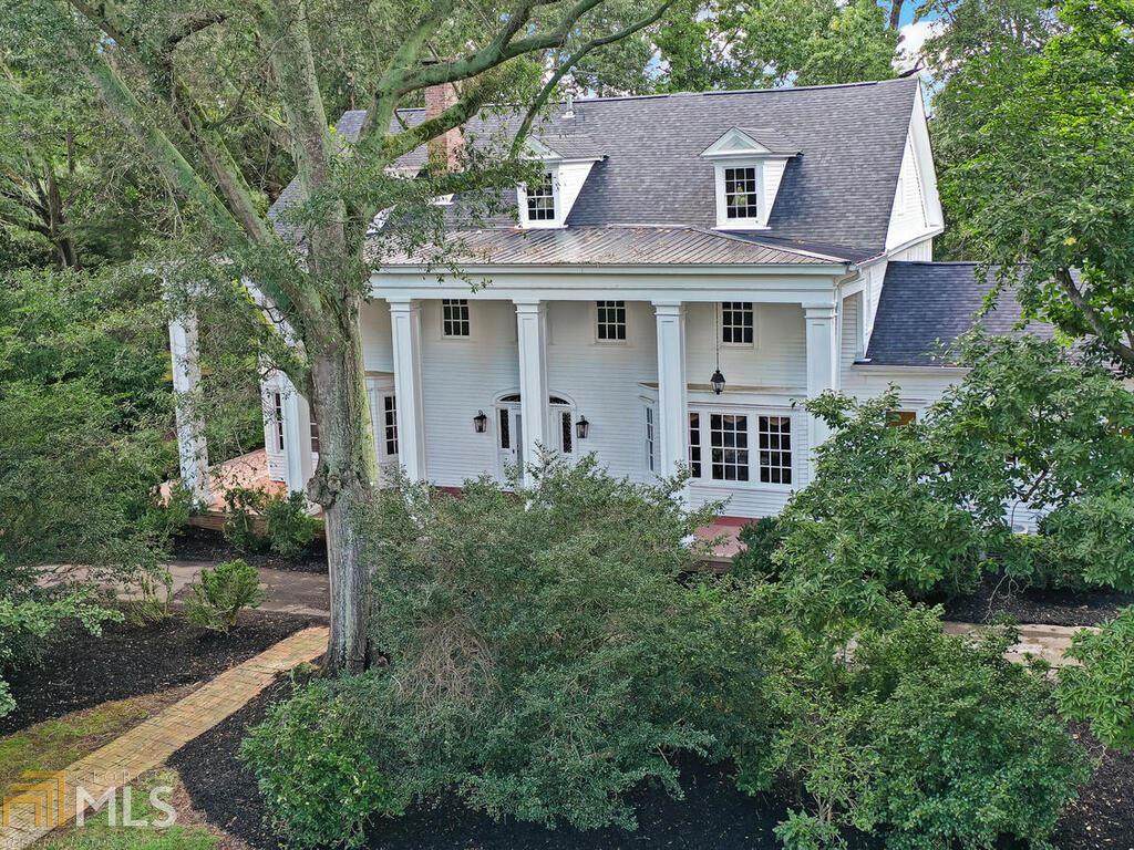 215 Hartwell Rd - Photo 1