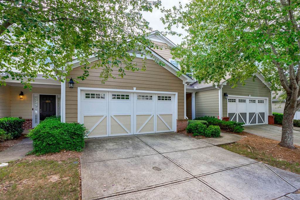 1863 South Hampton Ln - Photo 1