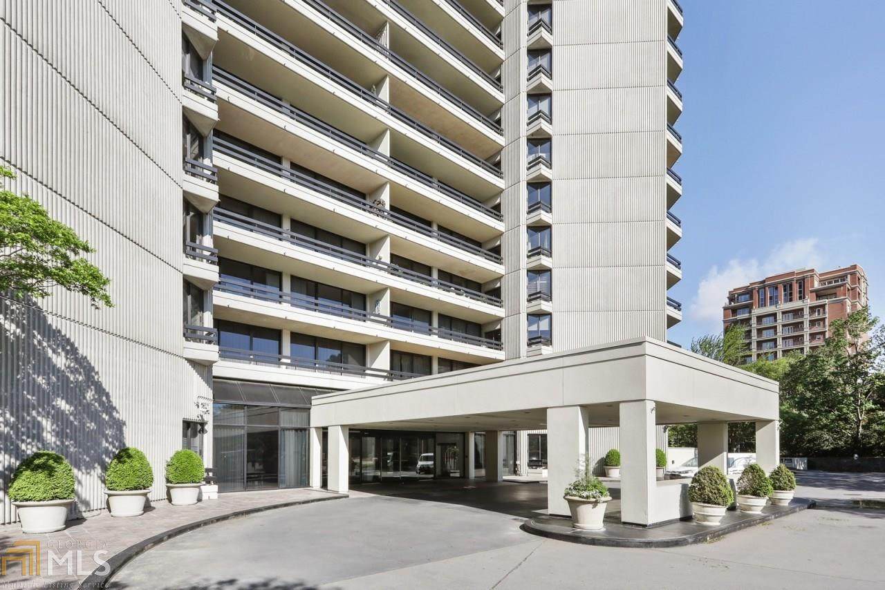 2660 Peachtree Rd - Photo 1