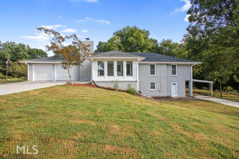 572 Thomas Ln - Photo 1