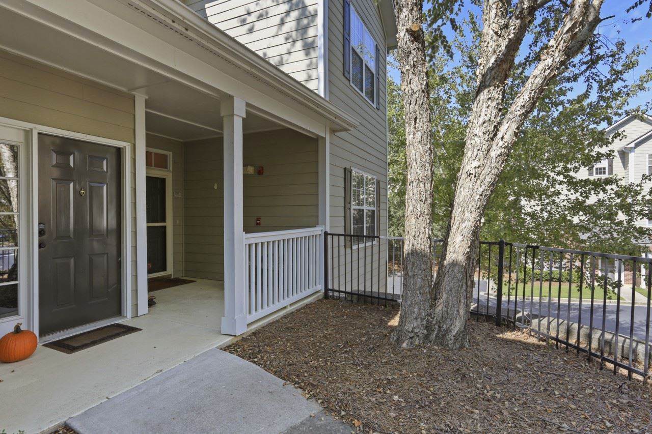 2115 Woodland Ln - Photo 1