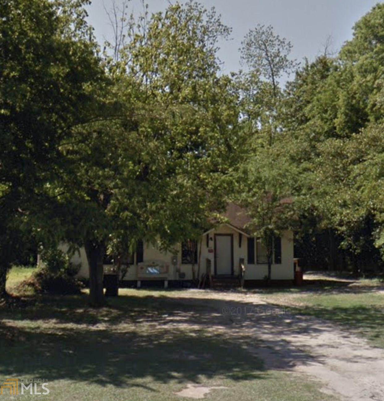 962 Troupe St - Photo 1