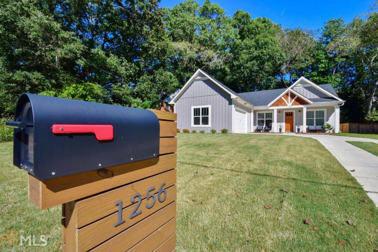 1256 Eastland Rd - Photo 1