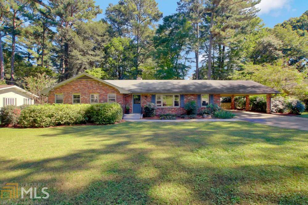 2439 Hazelwood Dr - Photo 1