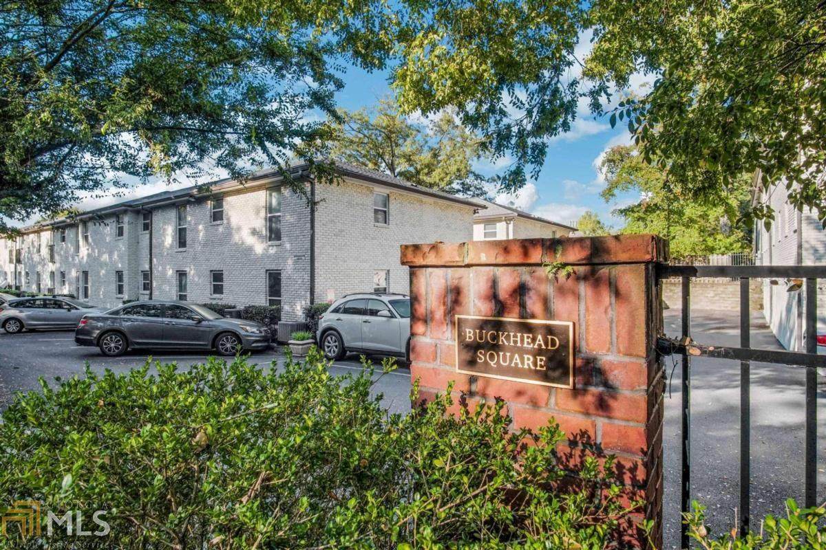 48 Peachtree Ave - Photo 1